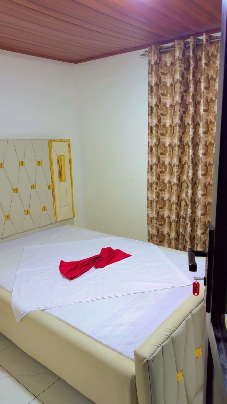 Chambre Standard BUFA Hotel disponible pour le Passage
